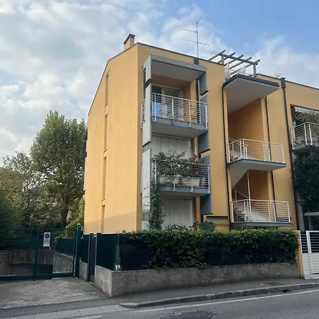 La Casa Della Luce Верона